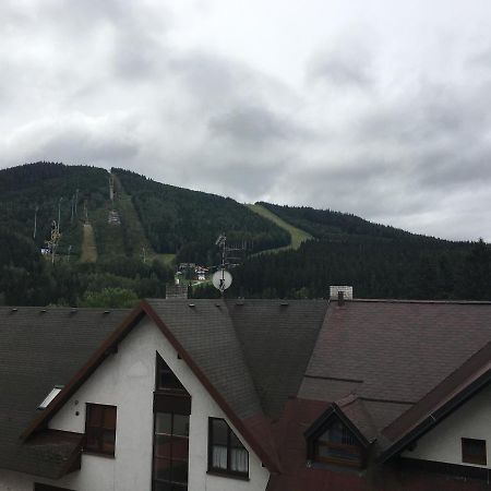 Apartman Certovka Гаррахов Екстер'єр фото